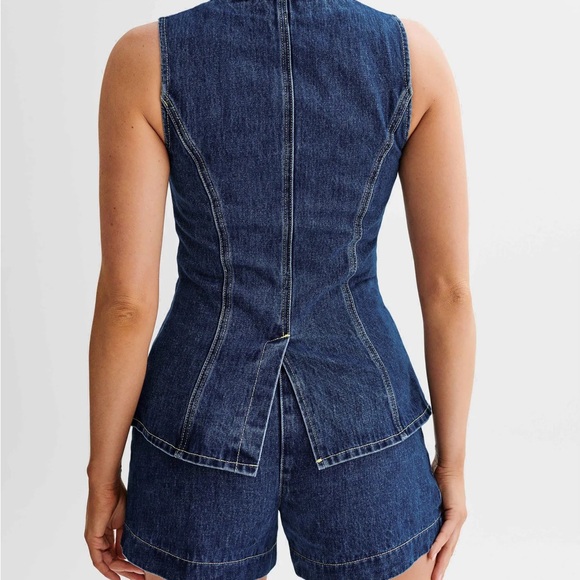 MESHKI Denim Button Up Top & Shorts - Picture 2 of 8